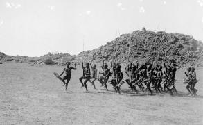 Western Arrarnta, welcoming dance