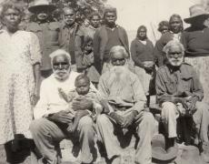 Sofia with husband Moses sitting beside Albert Namatjira’s father, Jonathon at Jay Creek.